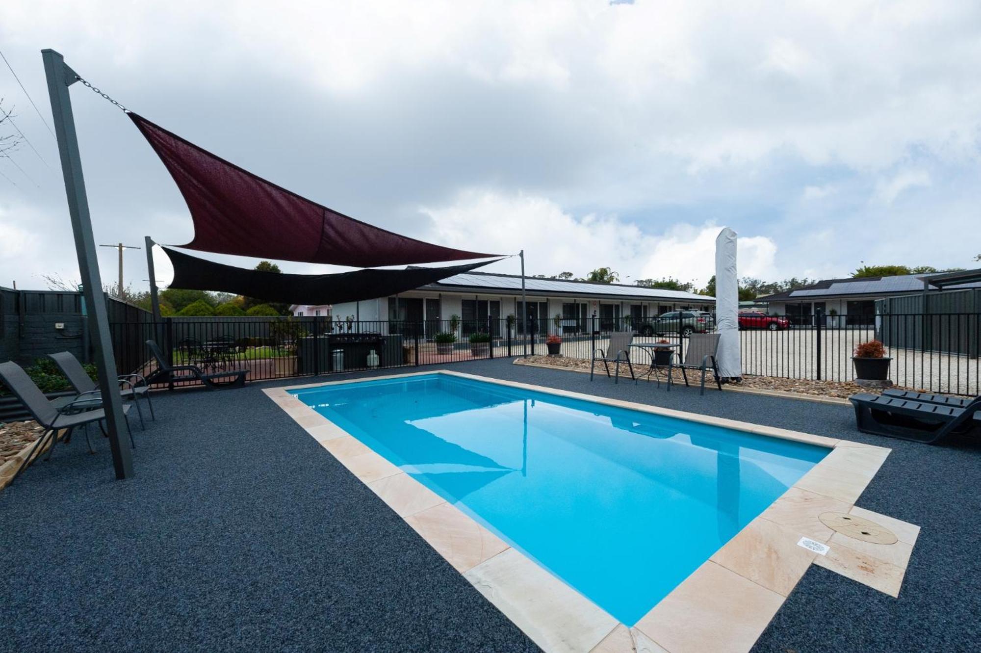 Motel Woongarra Ръдърглен Екстериор снимка