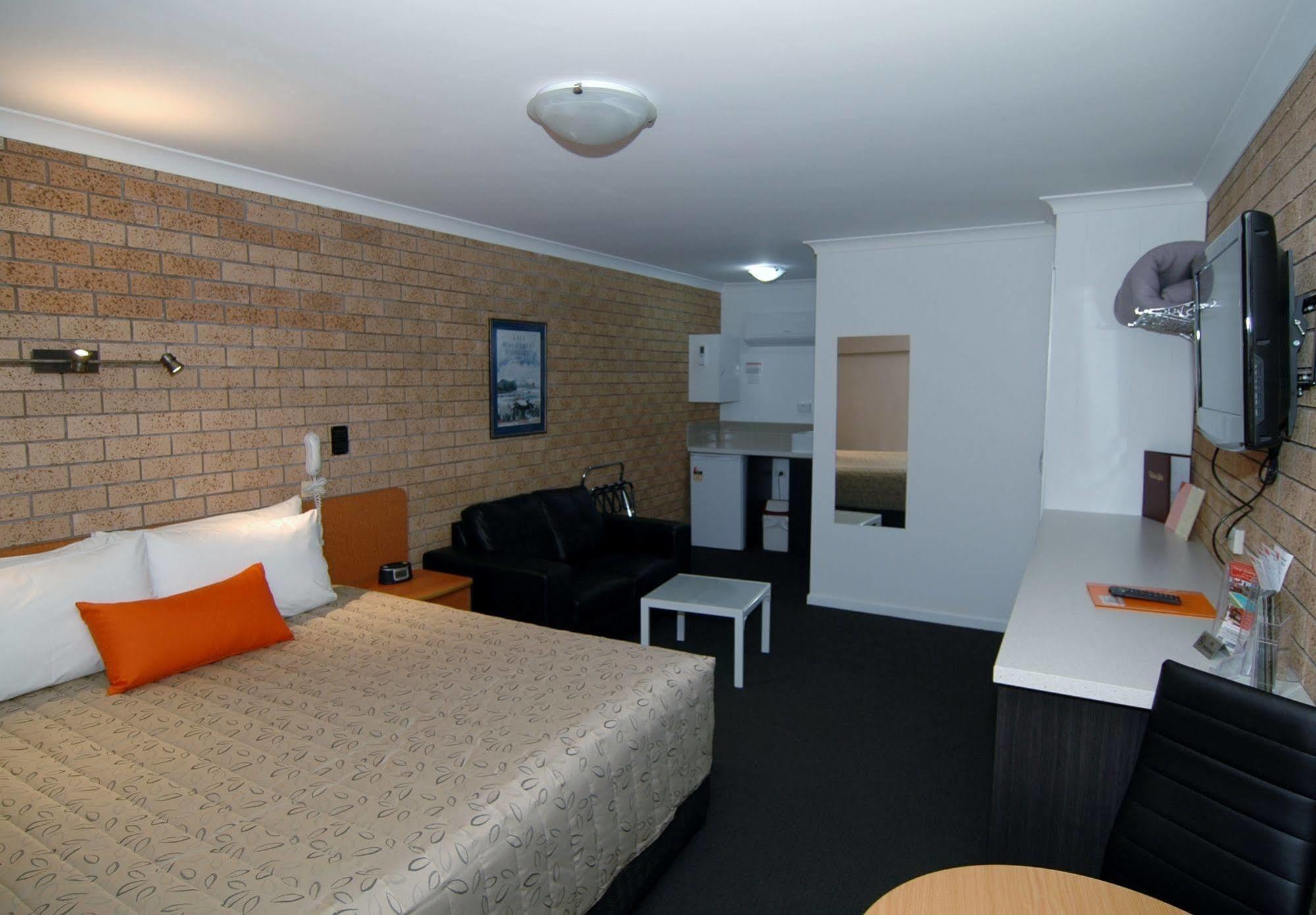 Motel Woongarra Ръдърглен Екстериор снимка