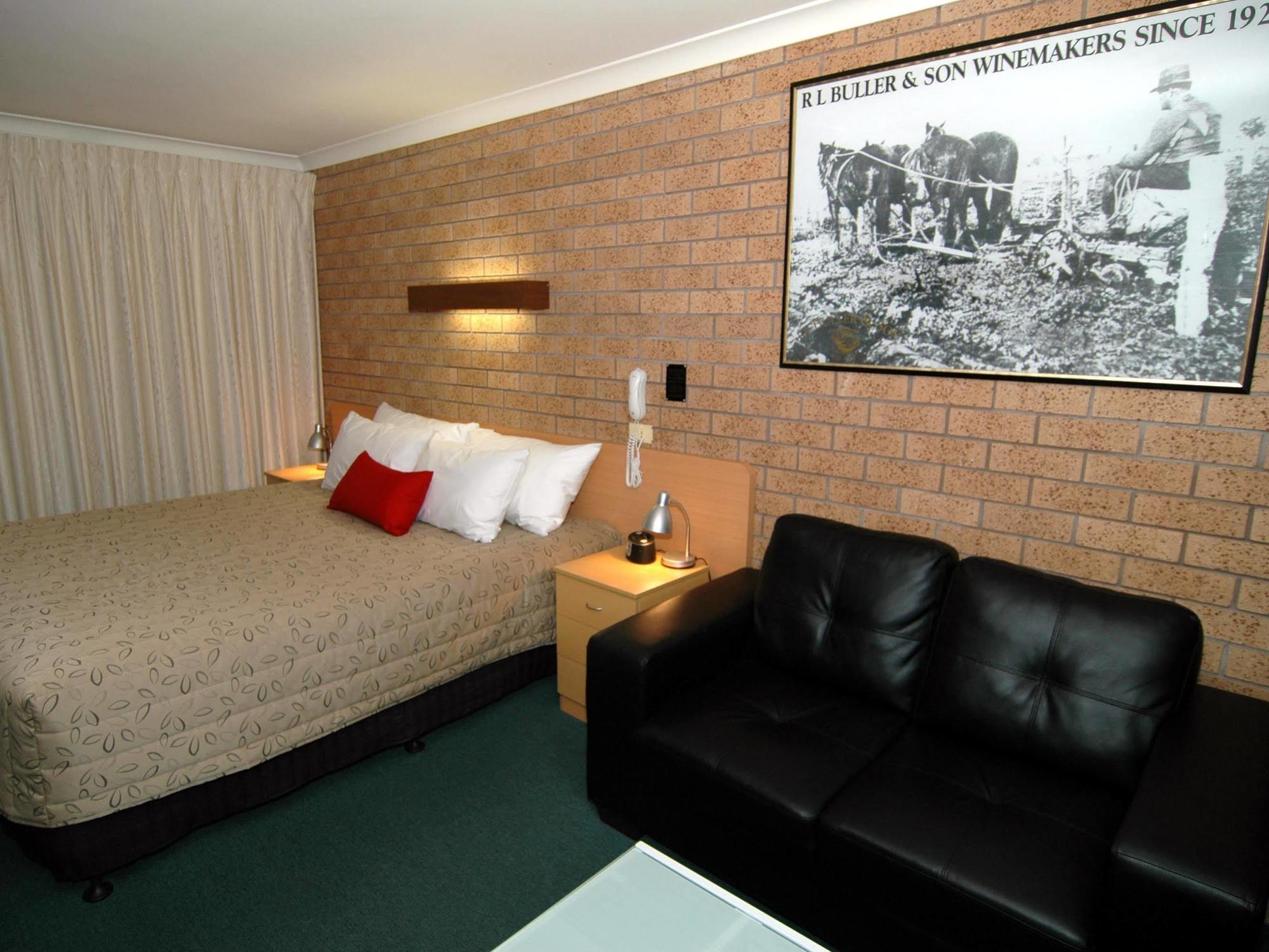 Motel Woongarra Ръдърглен Екстериор снимка